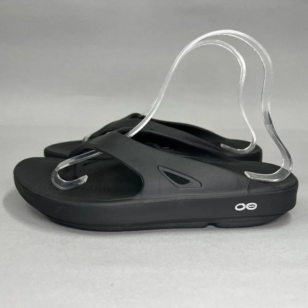 Oofos Women's Size 7 Black Original Sport‎ Flip Flop Sandals